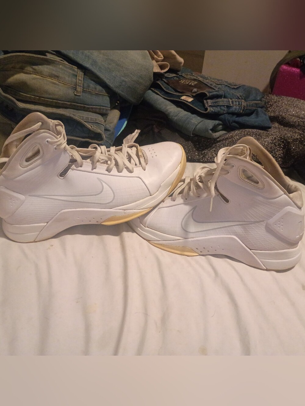 '08 Nike Hyperdunk "Triple White" Basketball Shoes